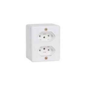 Cj. 2 Tomadas Bipolar 2P+T 10A/250V Sobrepor Ref.63120 - Ilumi